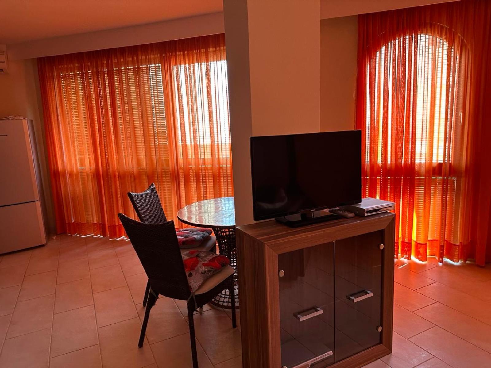 Aparthotel Oazis Vip Club Sunny Beach Exterior foto